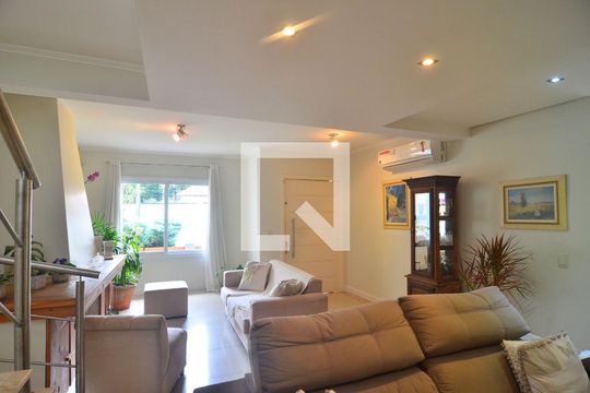 Sala de casa à venda com 5 quartos, 240m² em Nossa Senhora das Gracas, Canoas
