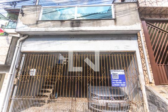 Fachada de casa à venda com 4 quartos, 187m² em Ferrazópolis, São Bernardo do Campo