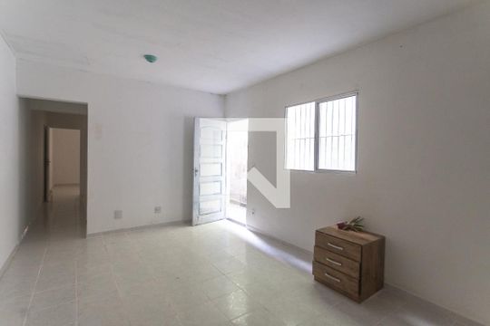 Casa à venda com 4 quartos, 187m² em Ferrazópolis, São Bernardo do Campo