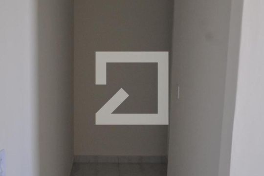Corredor de casa para alugar com 4 quartos, 250m² em Freguesia (jacarepaguá), Rio de Janeiro