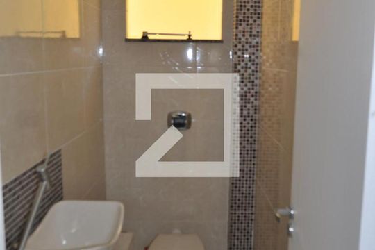 Lavabo de casa para alugar com 4 quartos, 250m² em Freguesia (jacarepaguá), Rio de Janeiro