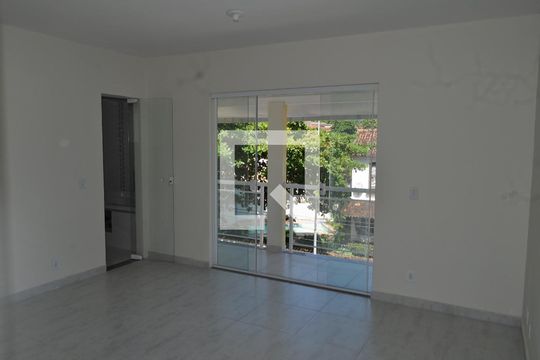 Quarto 1 Suite de casa para alugar com 4 quartos, 250m² em Freguesia (jacarepaguá), Rio de Janeiro
