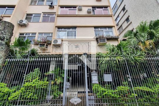 Fachada de apartamento à venda com 1 quarto, 60m² em Vila Isabel, Rio de Janeiro
