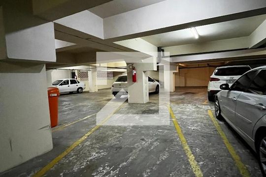 Garagem de apartamento à venda com 4 quartos, 240m² em Centro Histórico, Porto Alegre