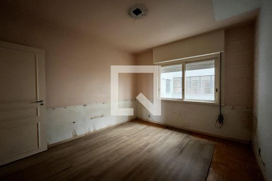 Quarto 1 de apartamento para alugar com 4 quartos, 240m² em Centro Histórico, Porto Alegre