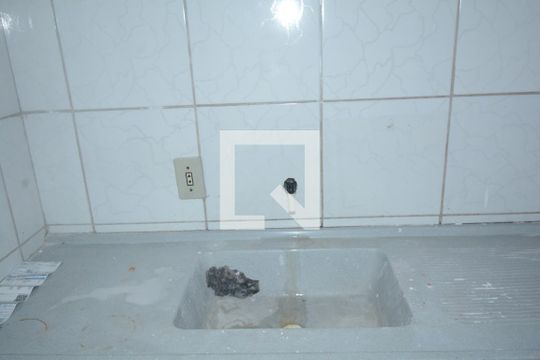 Cozinha de apartamento para alugar com 2 quartos, 85m² em Irajá, Rio de Janeiro