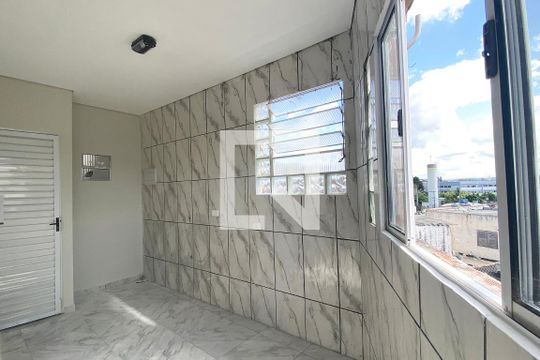 Sala/Cozinha de kitnet/studio para alugar com 1 quarto, 45m² em Jardim Belval, Barueri