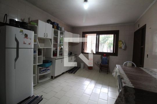 Cozinha de casa para alugar com 3 quartos, 200m² em Marechal Rondon, Canoas