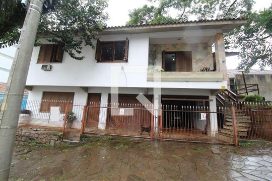 Fachada de casa para alugar com 3 quartos, 200m² em Marechal Rondon, Canoas