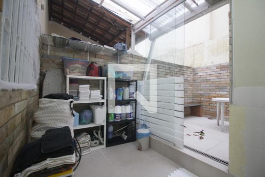 Área de Serviço de casa à venda com 3 quartos, 155m² em Vila Morse, São Paulo