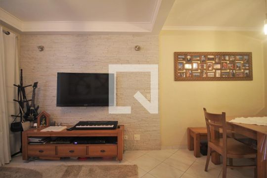 Sala de casa à venda com 3 quartos, 155m² em Vila Morse, São Paulo