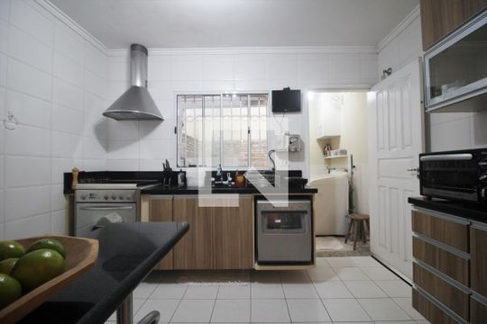 Cozinha de casa à venda com 3 quartos, 155m² em Vila Morse, São Paulo