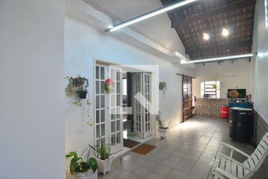 Garagem de casa à venda com 3 quartos, 150m² em Nossa Senhora das Gracas, Canoas