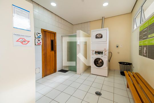 Área Comum - Lavanderia de apartamento à venda com 1 quarto, 44m² em Centro, Santo André