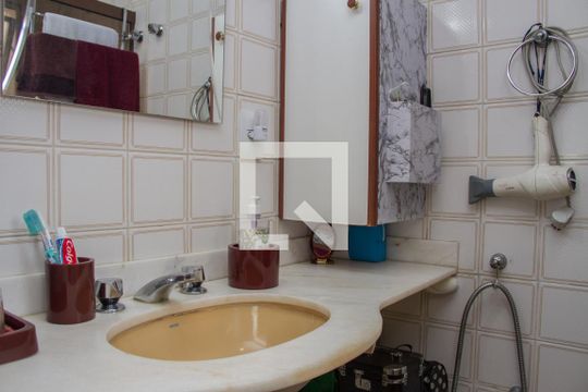 Banheiro Suíte de apartamento à venda com 3 quartos, 107m² em Méier, Rio de Janeiro