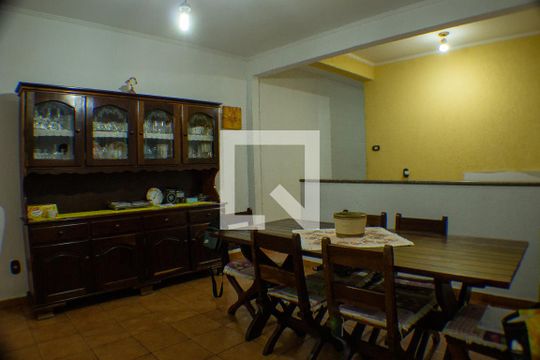 Sala de Jantar de casa para alugar com 4 quartos, 220m² em Vila Fachini, São Paulo
