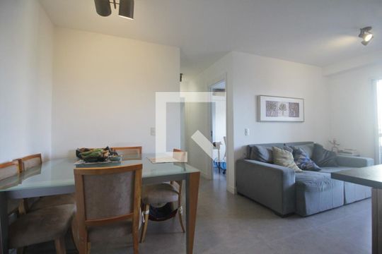 Sala de apartamento para alugar com 2 quartos, 65m² em Jardim Vazani, São Paulo