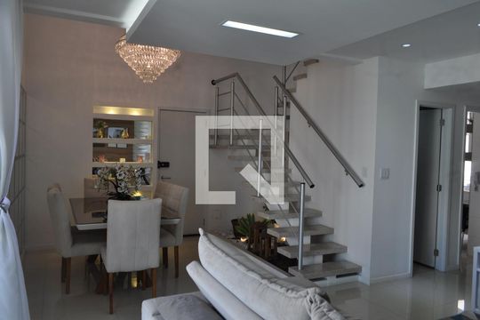 Apartamento à venda com 3 quartos, 205m² em Jacarepaguá, Rio de Janeiro