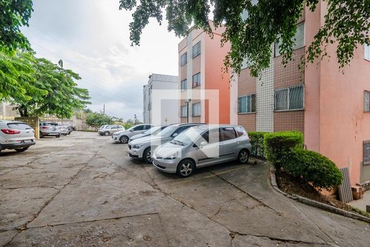 Garagem de apartamento para alugar com 3 quartos, 60m² em Estoril, Belo Horizonte