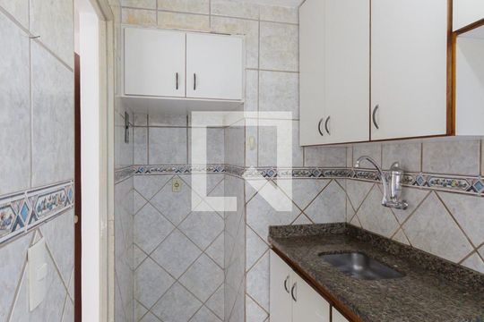 Cozinha e Área de Serviço de apartamento à venda com 3 quartos, 56m² em Anil, Rio de Janeiro