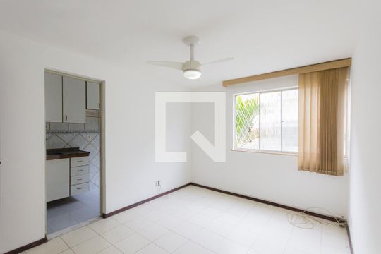 Apartamento à venda com 3 quartos, 56m² em Anil, Rio de Janeiro