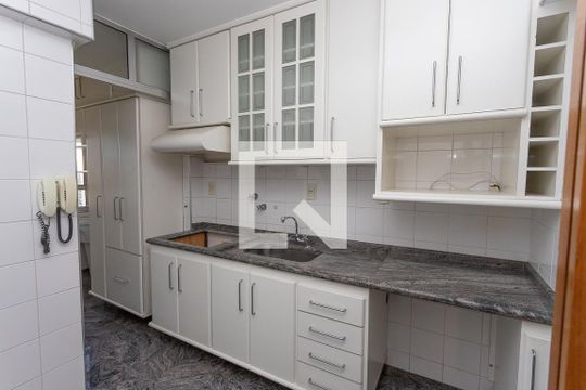 Cozinha de apartamento para alugar com 3 quartos, 72m² em Centro, Diadema