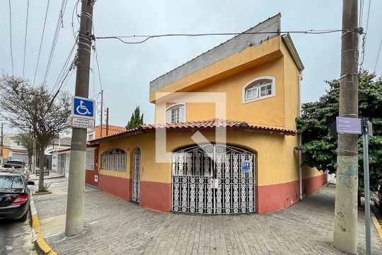 Fachada de casa à venda com 3 quartos, 230m² em Prosperidade, São Caetano do Sul