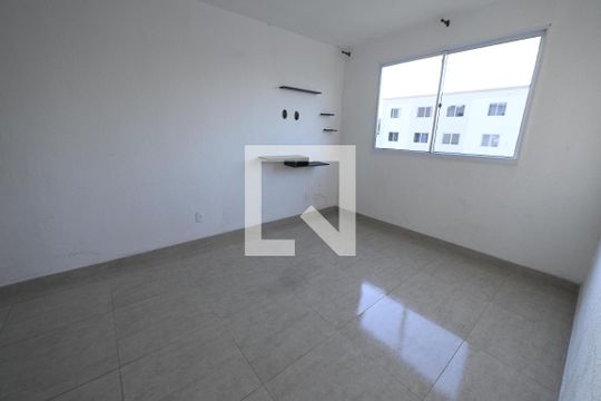 Apartamento à venda com 2 quartos, 42m² em Goiá, Goiânia