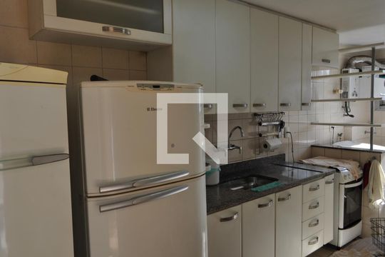 Cozinha de apartamento à venda com 2 quartos, 78m² em Barra da Tijuca, Rio de Janeiro