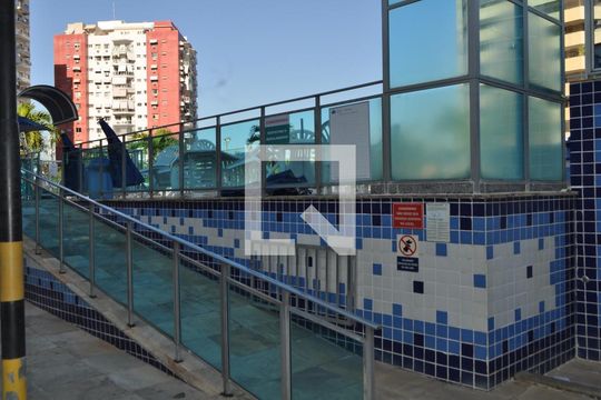 Área comum - Piscina de apartamento à venda com 2 quartos, 78m² em Barra da Tijuca, Rio de Janeiro