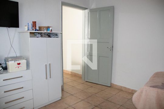 Quarto 1 de casa à venda com 3 quartos, 250m² em Vila Constança, São Paulo