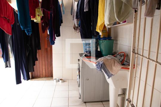 Área de Serviço 1 de casa à venda com 3 quartos, 250m² em Vila Constança, São Paulo