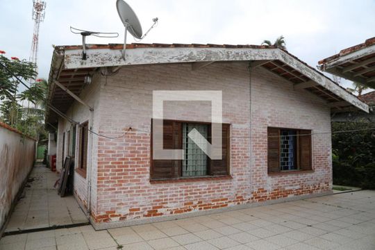 Área comum de casa para alugar com 4 quartos, 191m² em Jardim Virgínia, Guarujá
