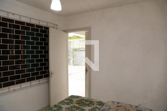 Quarto 4 de casa para alugar com 4 quartos, 191m² em Jardim Virgínia, Guarujá
