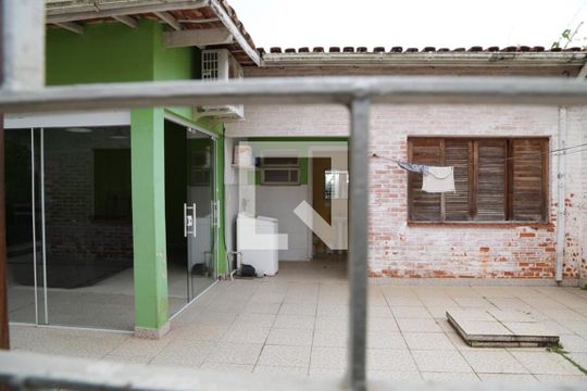 Quarto 2 vista de casa para alugar com 4 quartos, 191m² em Jardim Virgínia, Guarujá