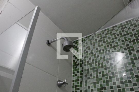 Banheiro Social de apartamento para alugar com 2 quartos, 50m² em Jacarepaguá, Rio de Janeiro