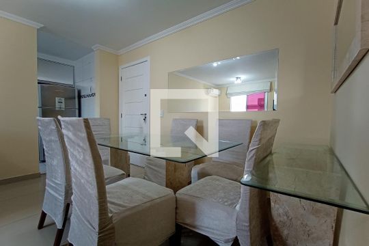Sala de apartamento para alugar com 2 quartos, 50m² em Jacarepaguá, Rio de Janeiro