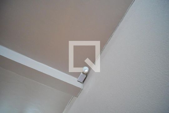 Câmera de monitoramento de apartamento à venda com 2 quartos, 56m² em São João, Porto Alegre