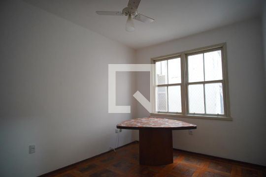 Apartamento à venda com 2 quartos, 56m² em São João, Porto Alegre
