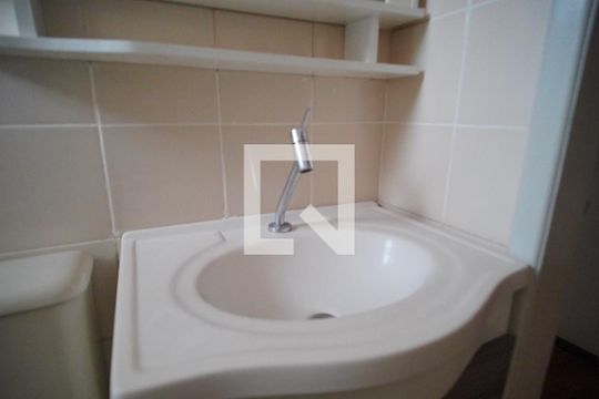 Banheiro - Torneira de apartamento à venda com 2 quartos, 56m² em São João, Porto Alegre