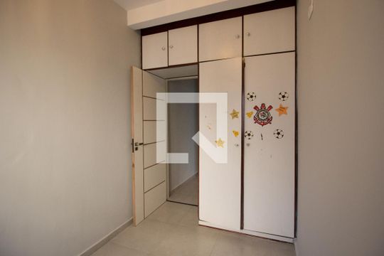 Quarto 3 de casa à venda com 4 quartos, 240m² em Vila Libanesa, São Paulo