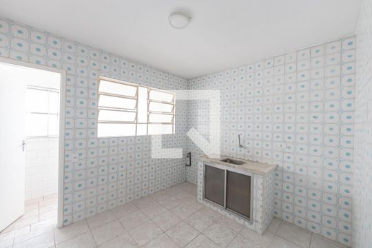 Cozinha de apartamento para alugar com 2 quartos, 70m² em Vila Gomes Cardim, São Paulo