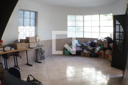 Sala de casa à venda com 5 quartos, 450m² em Taquara, Rio de Janeiro