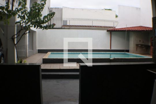 Piscina de casa à venda com 5 quartos, 450m² em Taquara, Rio de Janeiro
