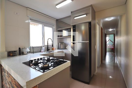 Cozinha de apartamento à venda com 2 quartos, 56m² em Parque das Nações, Santo André