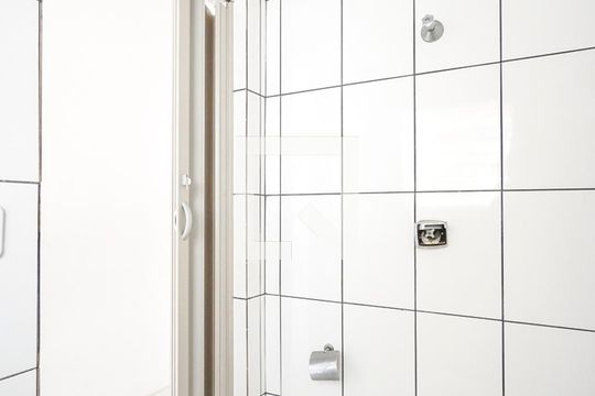 Chuveiro de apartamento para alugar com 2 quartos, 80m² em Vila Gomes Cardim, São Paulo