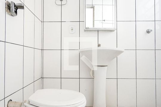 Banheiro social de apartamento para alugar com 2 quartos, 80m² em Vila Gomes Cardim, São Paulo