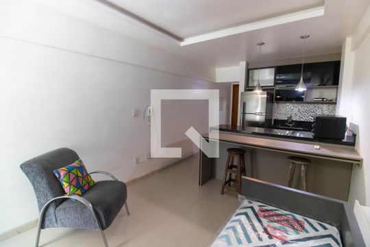 Sala de apartamento à venda com 1 quarto, 40m² em Itaipu, Niterói
