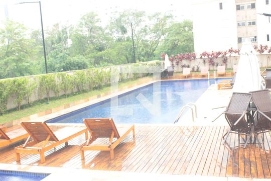 Área comum - Piscina de apartamento para alugar com 3 quartos, 67m² em Vila Andrade, São Paulo