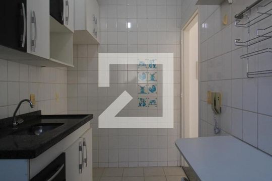Cozinha de apartamento para alugar com 2 quartos, 58m² em Vila Ipê, Campinas
